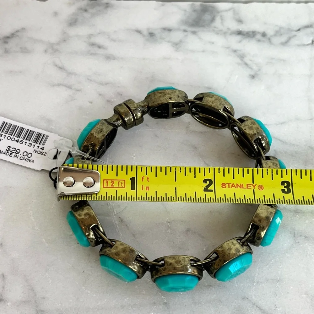 Chico’s Lindy Turquoise Colored Magnetic Clasp Bracelet